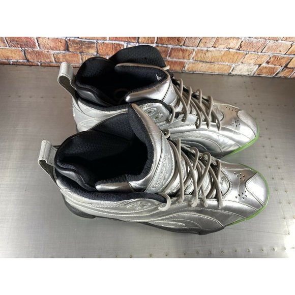 Size 12 - Reebok Shaqnosis Moss Silver (Near DS) - Picture 10 of 10